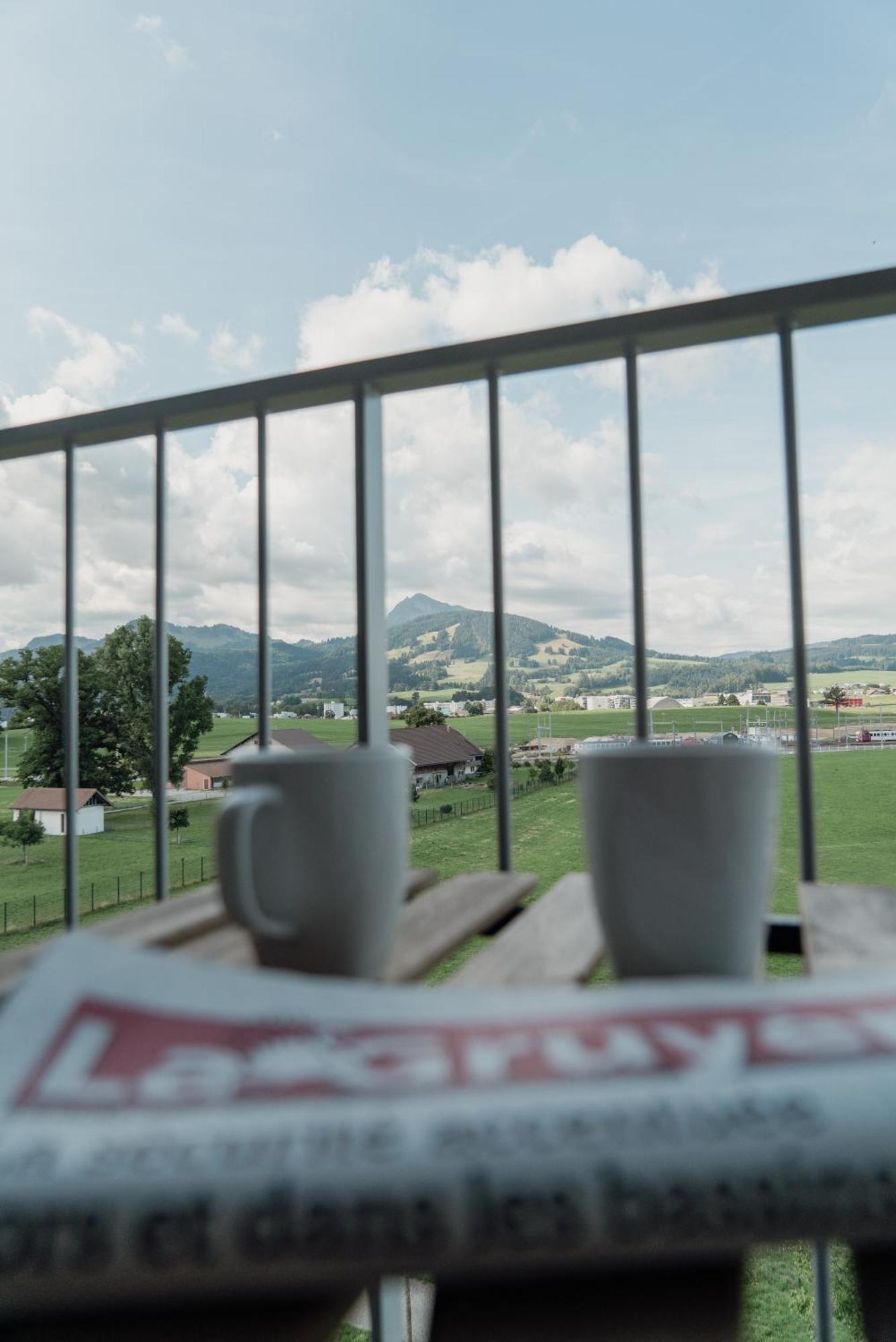 Ibis Bulle - La Gruyere Swiss Bike Hotel Buitenkant foto